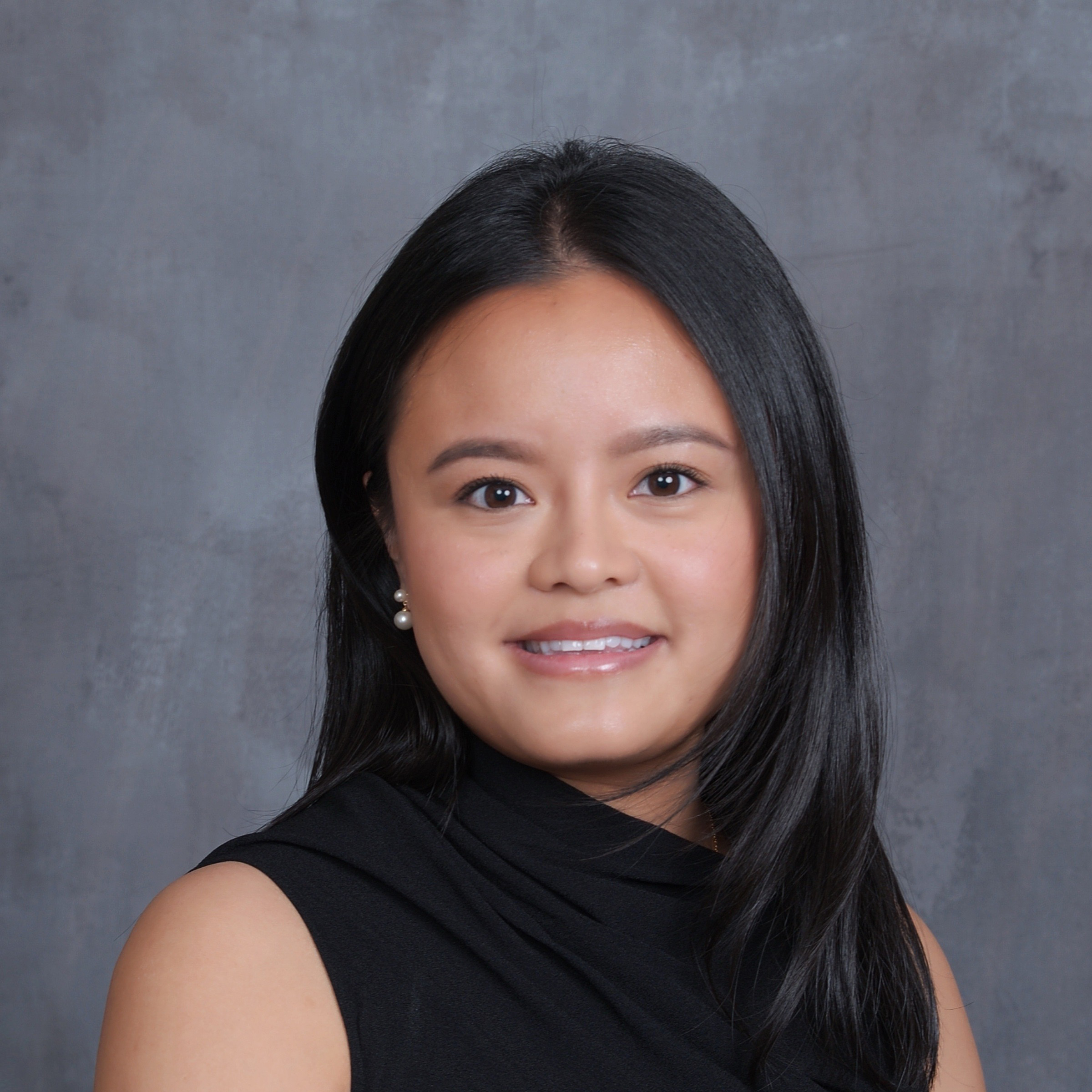 Dr. Tracey Tran